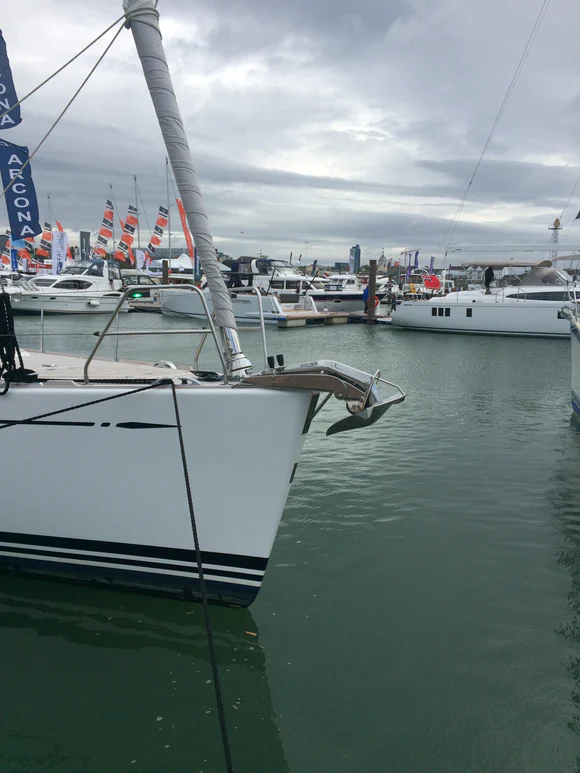 boat in harbour showing the use of the ULTRA bow roller