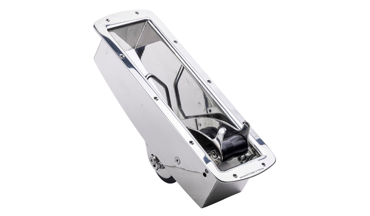ULTRA pulpit bow roller front view on white background