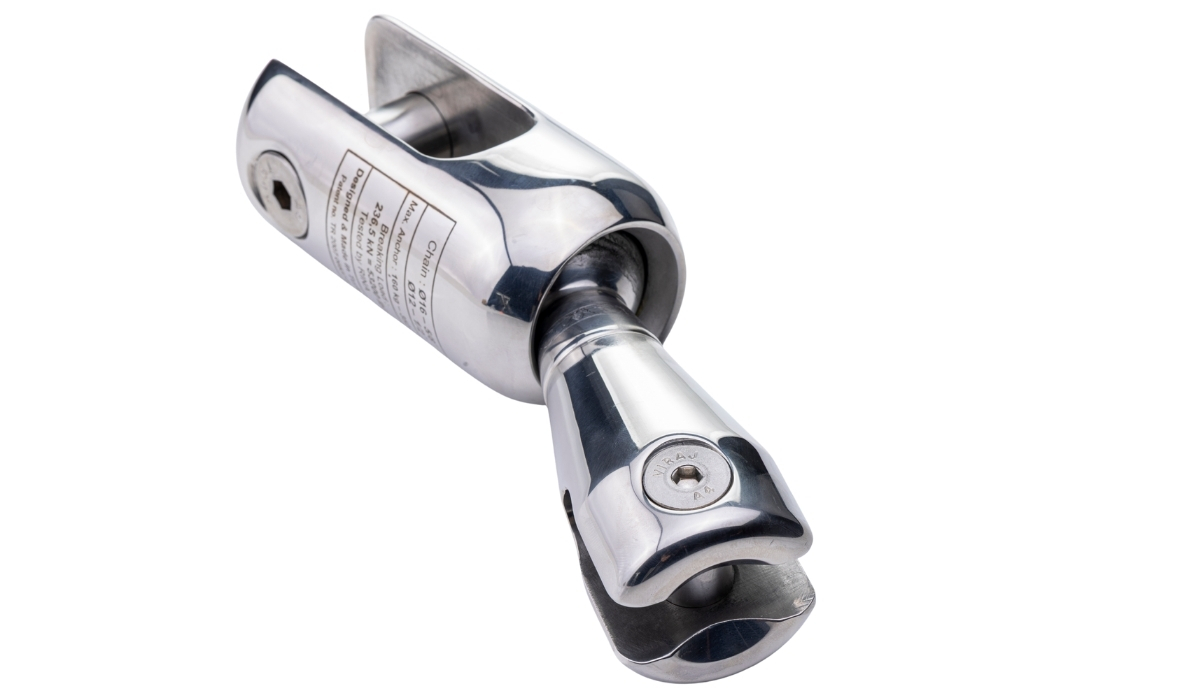 ULTRA stainless steel classic swivel for anchor chain rotation and twist prevention